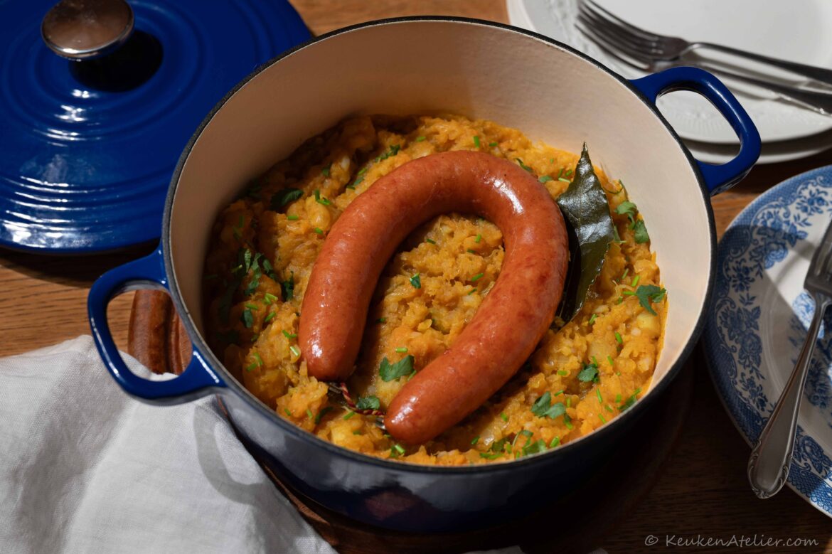 Zuurkoolstamppot met kerrie en appel