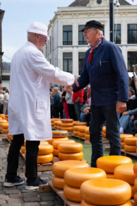 Handjeklap Goudse kaasmarkt