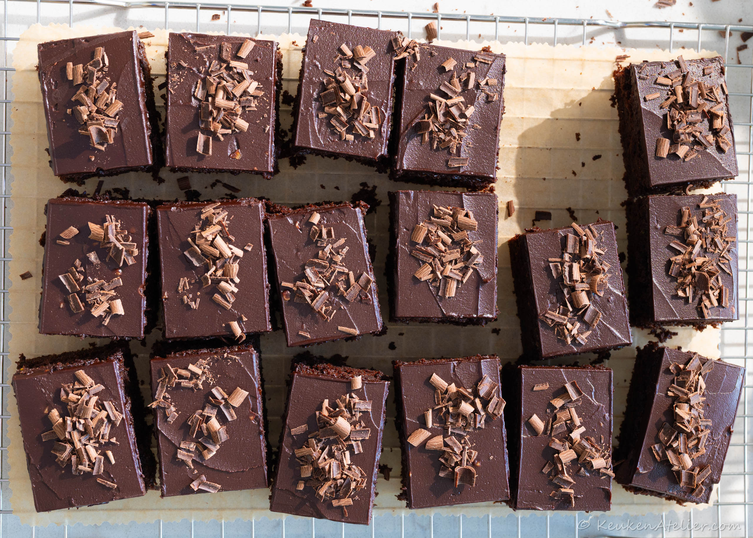 Chocolade fudge cake met courgette