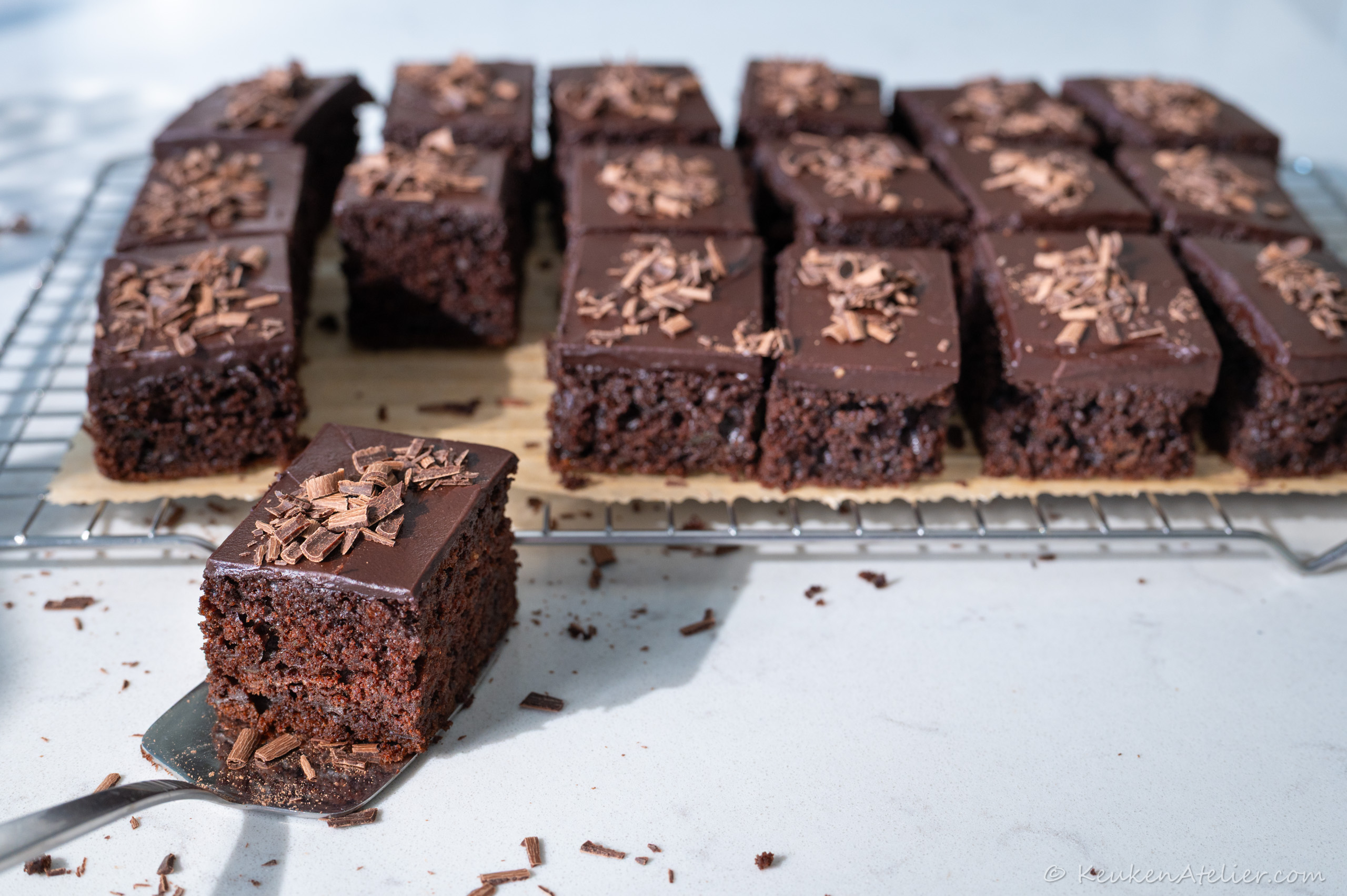 Chocolade cake met courgette en olijfolie